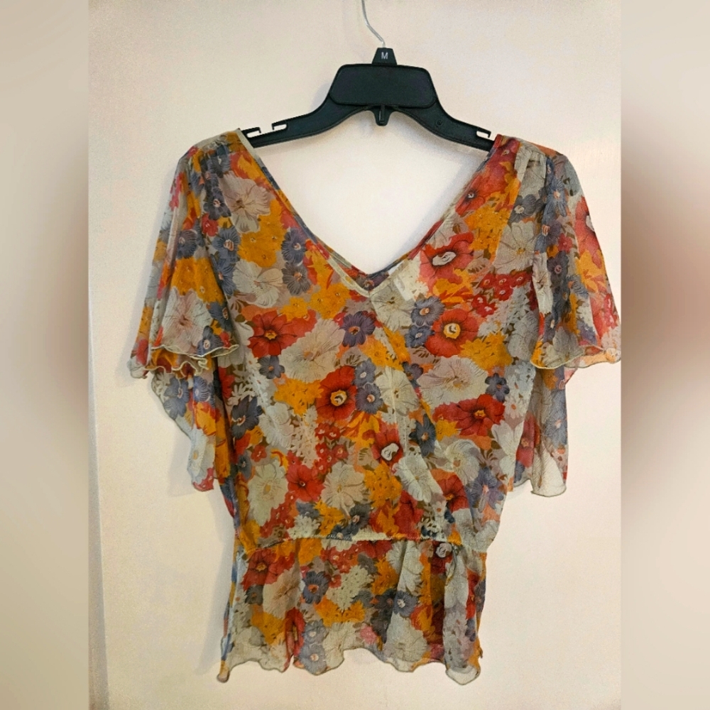 Floral casual top in fall colors size 0